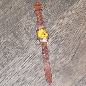 Vintage Timex Disney Winnie the Pooh Watch Braided Leather Strap Gold‎ Tone E5